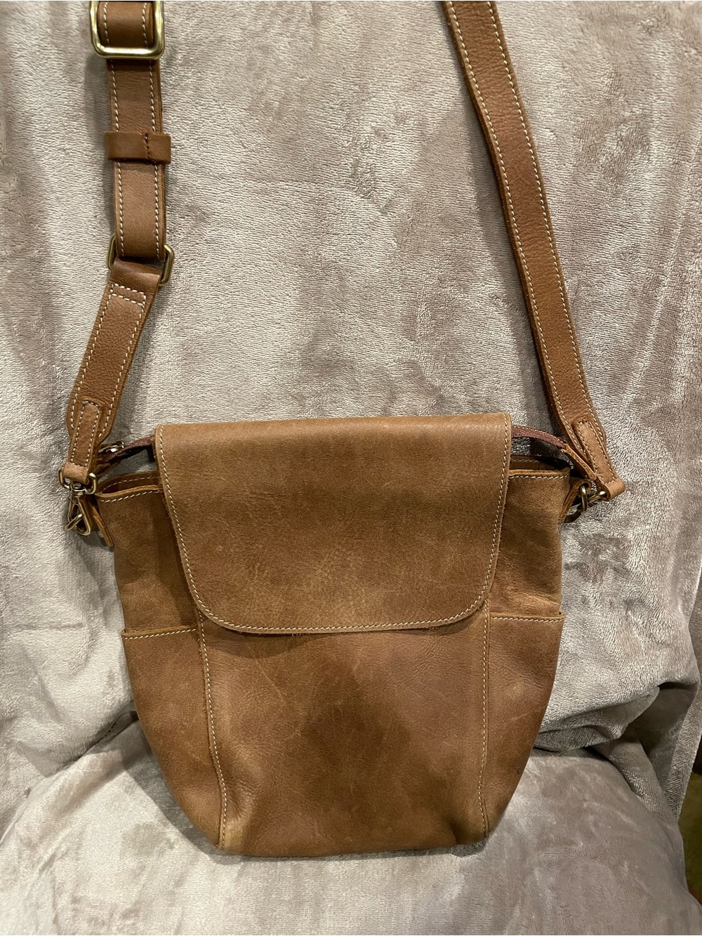 Roots tribe leather small Journey bag